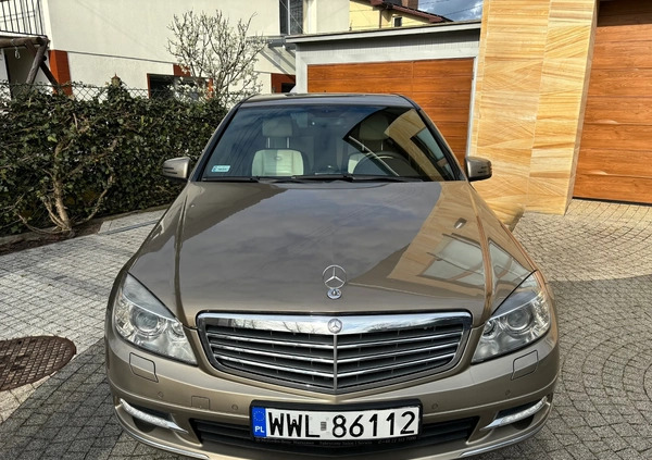 Mercedes-Benz Klasa C cena 42900 przebieg: 179990, rok produkcji 2010 z Ząbki małe 436